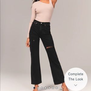 NWT Abercrombie Ultra High Rise 90s Relaxed Jean 28 Black